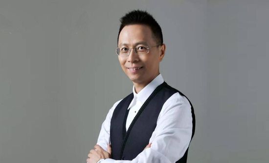 拍价再次翻倍。